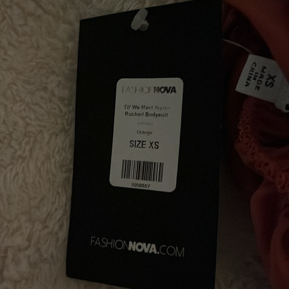 TIL we meet again ruched bodysuit - Picture 2 of 4